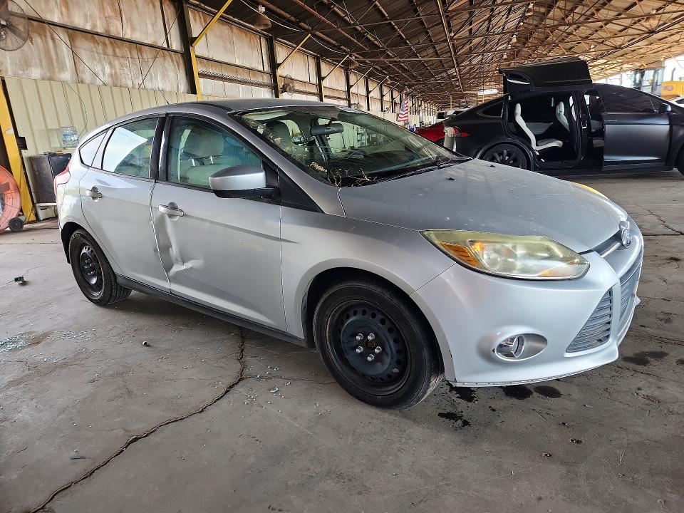 2012 FORD FOCUS SE — Фото 4 из 12