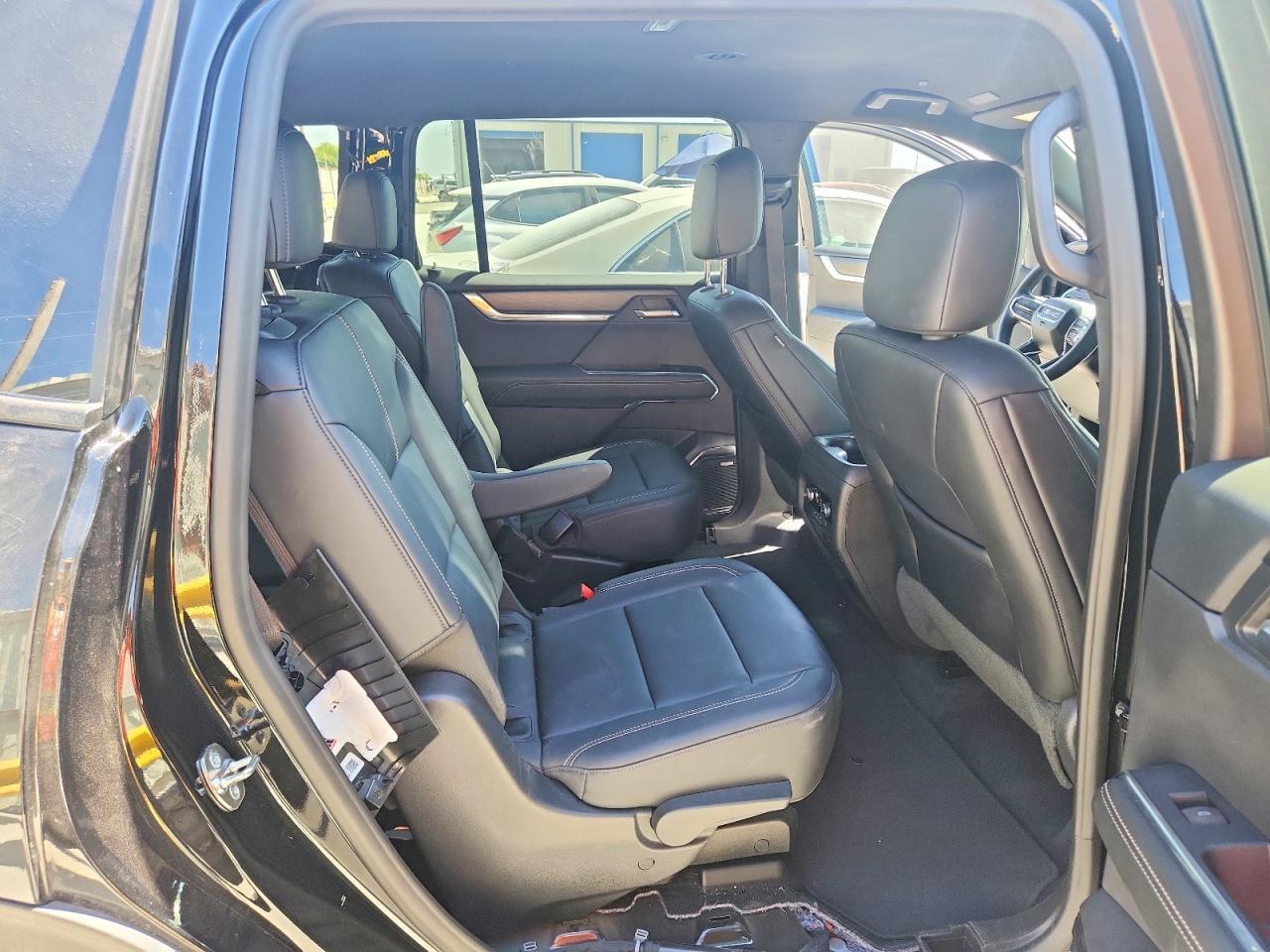 2024 GMC ACADIA UPLEVEL — Фото 11 из 14