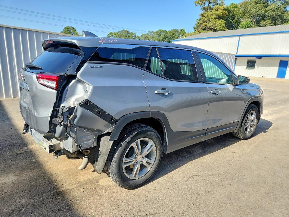 2024 GMC TERRAIN SLE — Фото 3 из 12
