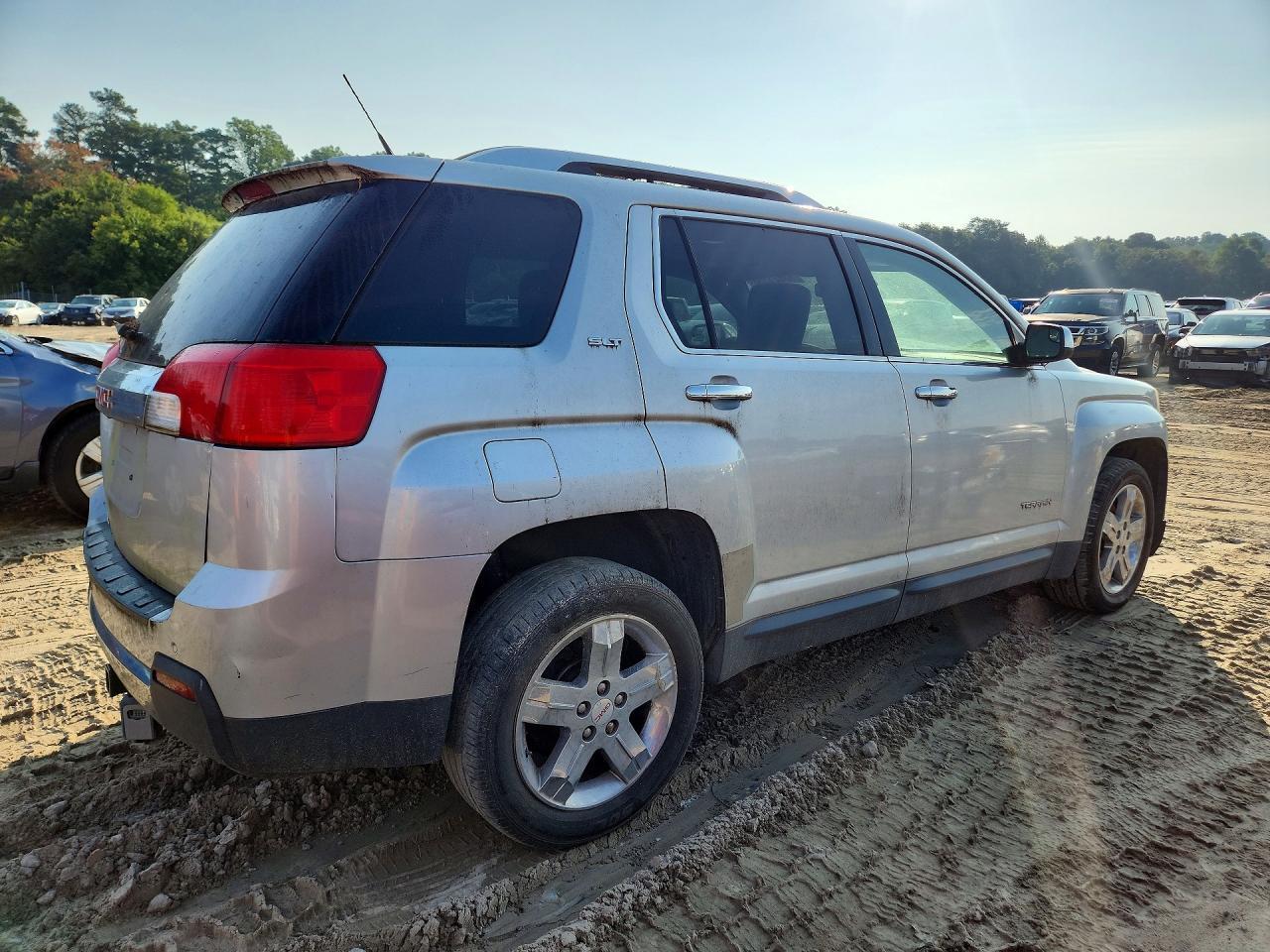 2012 GMC TERRAIN SLT — Фото 3 из 13