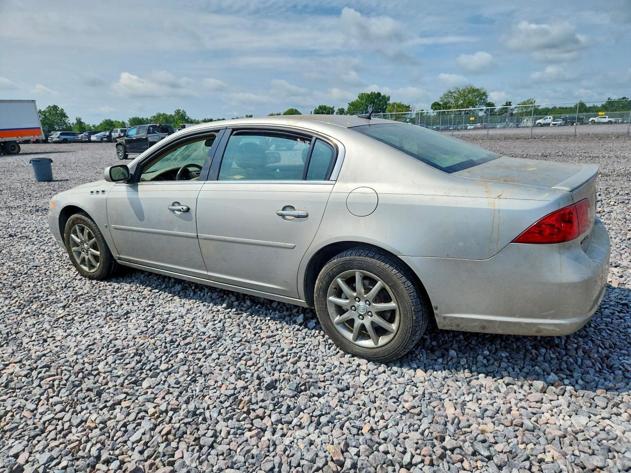 2007 BUICK LUCERNE CXL — Фото 2 из 12