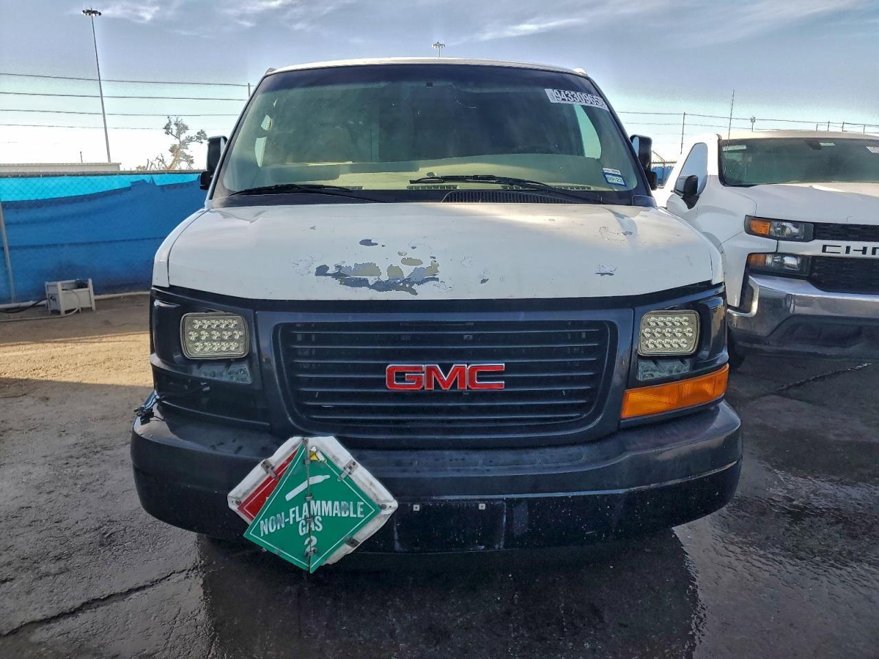 2012 GMC SAVANA G2500 DELIVERY VAN — Фото 5 из 13