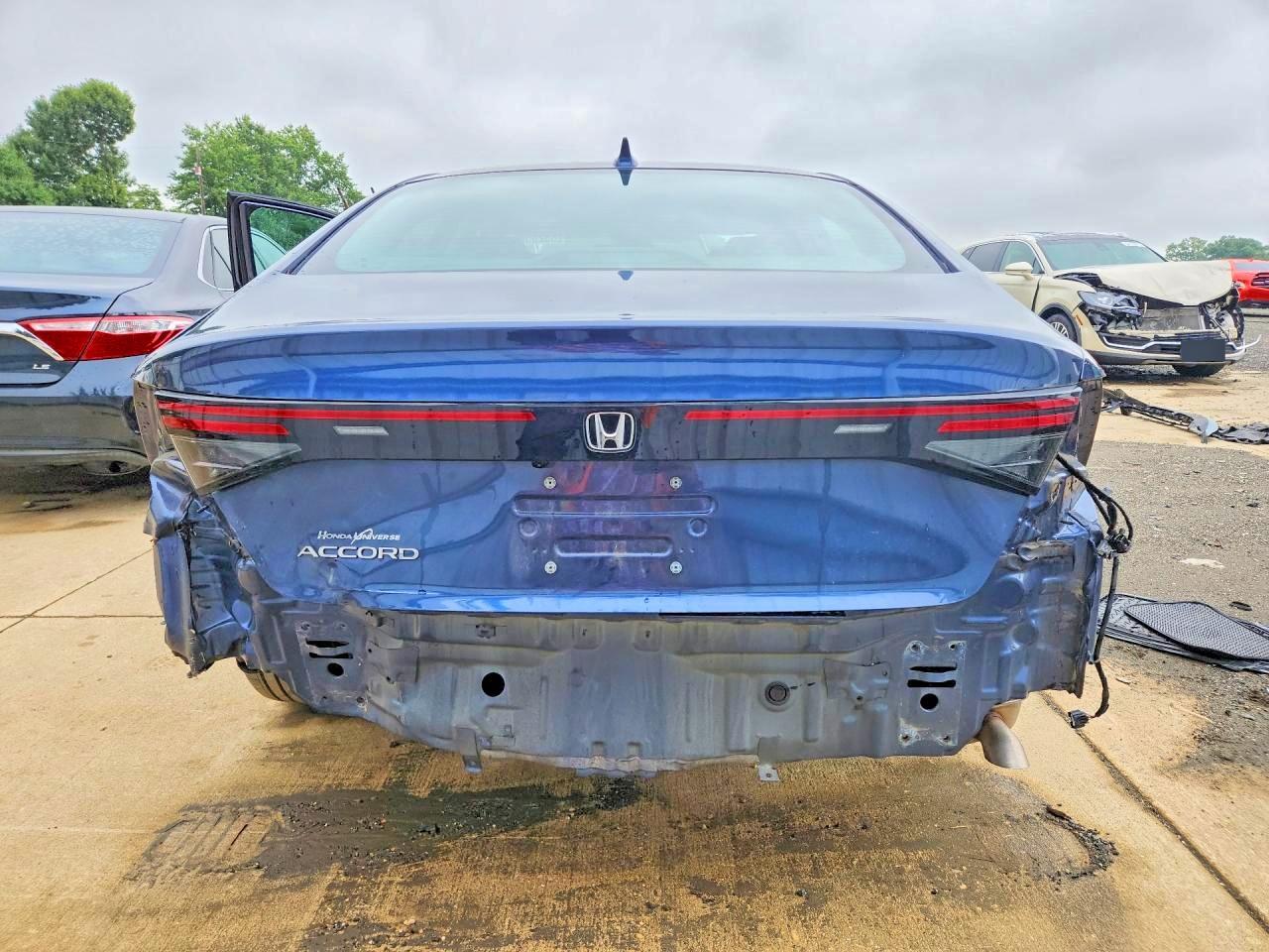 2024 HONDA ACCORD EX — Фото 6 из 12