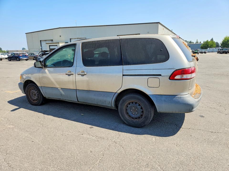 2001 TOYOTA SIENNA CE — Фото 2 из 12