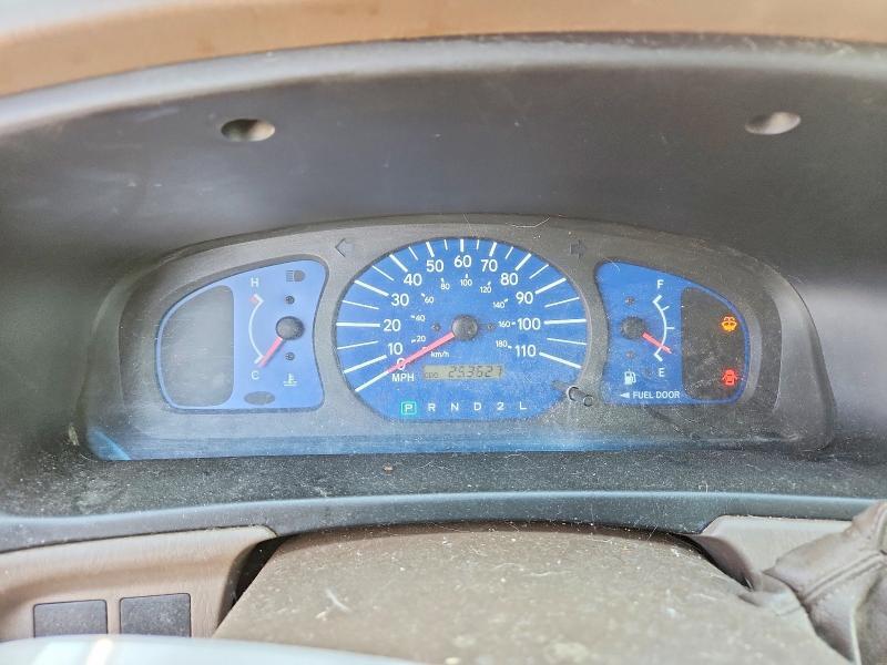 2001 TOYOTA SIENNA CE — Фото 9 из 12