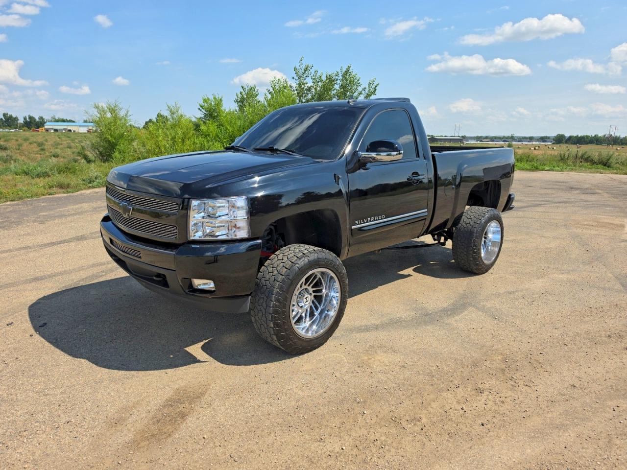 2007 CHEVROLET SILVERADO K1500 — Фото 2 из 12