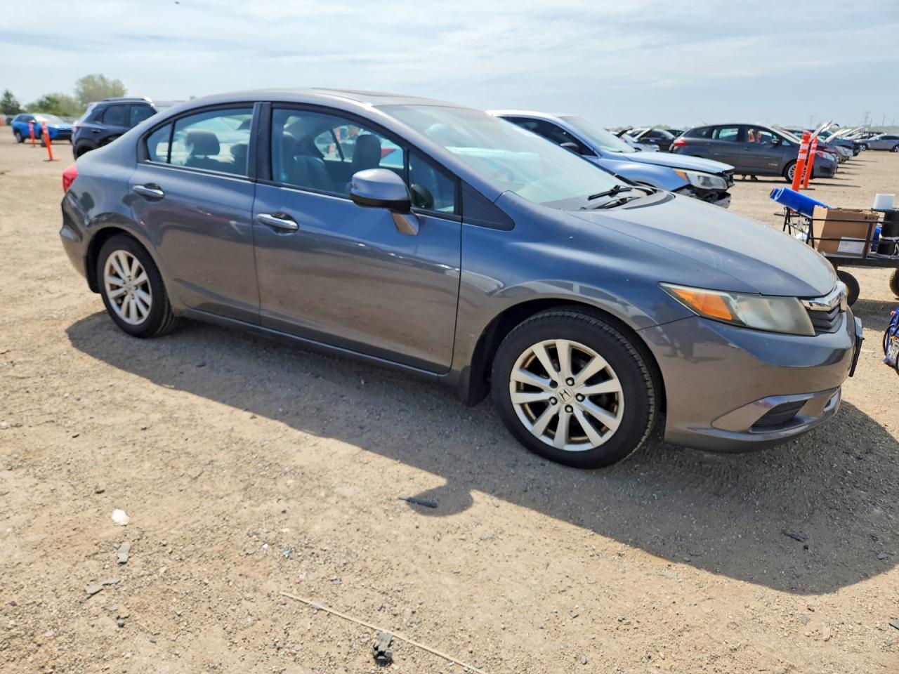 19XFB2F97CE037631 2012 HONDA CIVIC photo no. 4