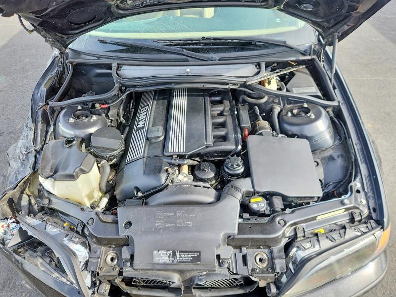 2002 BMW 325 I — Фото 11 из 12