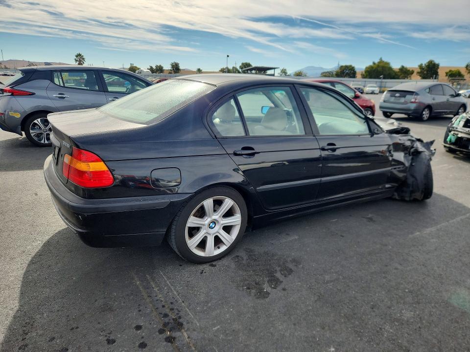 2002 BMW 325 I — Фото 3 из 12