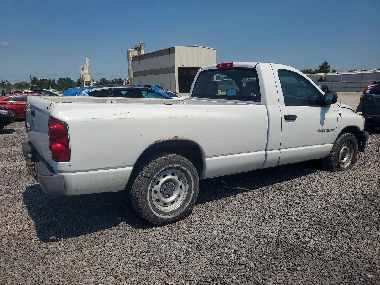2007 DODGE RAM 1500 ST — Фото 3 из 12