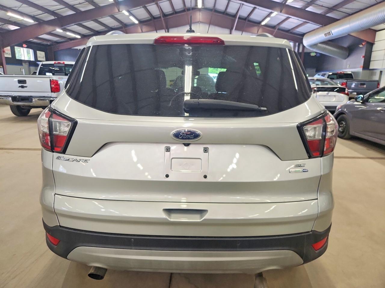 2018 FORD ESCAPE SE — Фото 6 из 13
