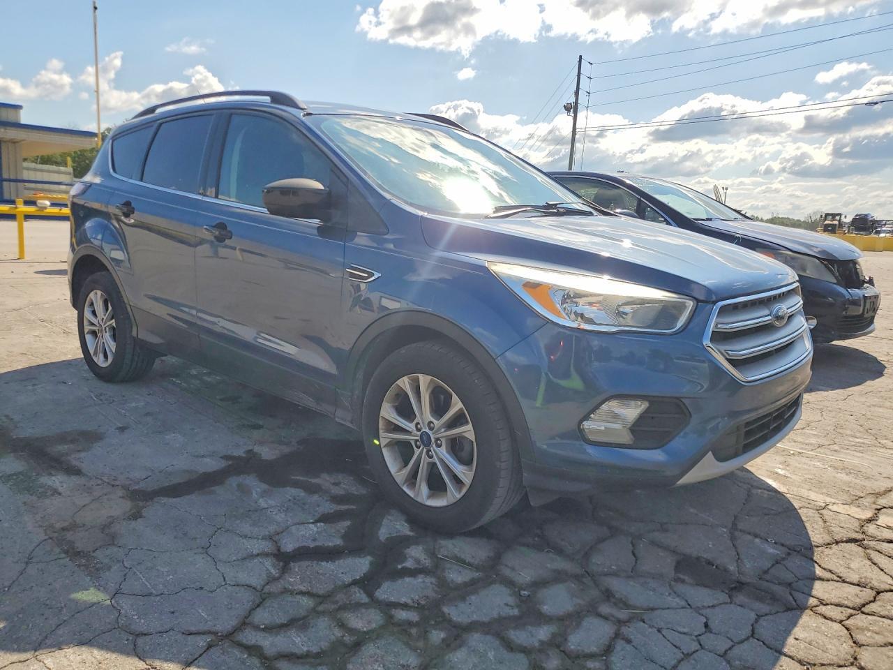 2018 FORD ESCAPE SE — Фото 4 из 12