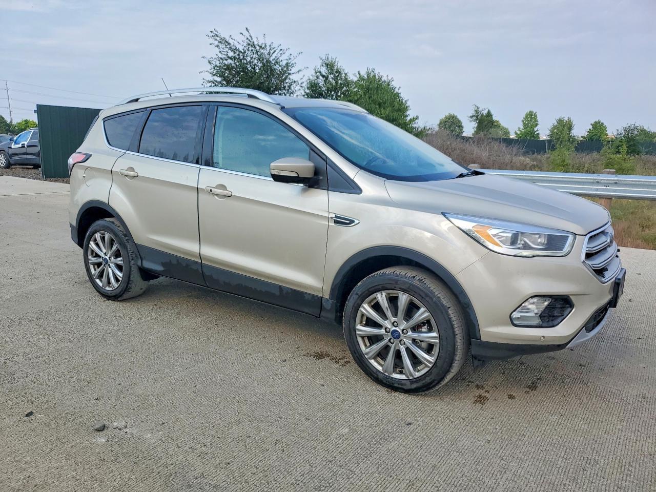 2018 FORD ESCAPE TITANIUM — Фото 4 из 13