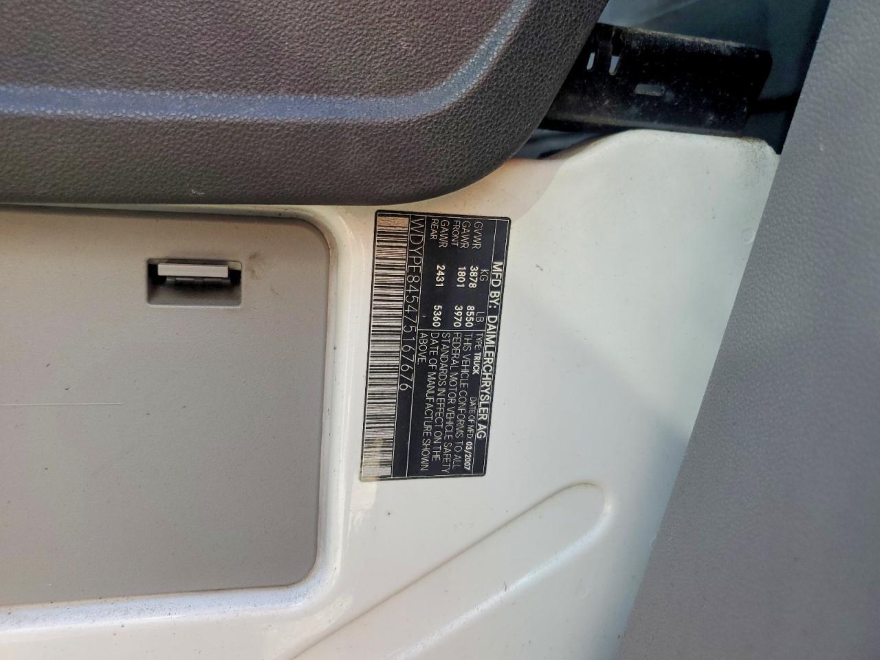 2007 FREIGHTLINER SPRINTER 2500 — Фото 13 из 13