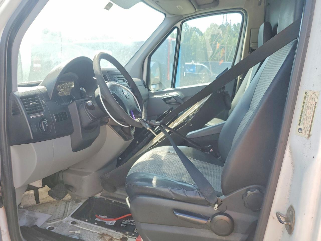 2007 FREIGHTLINER SPRINTER 2500 — Фото 7 из 13
