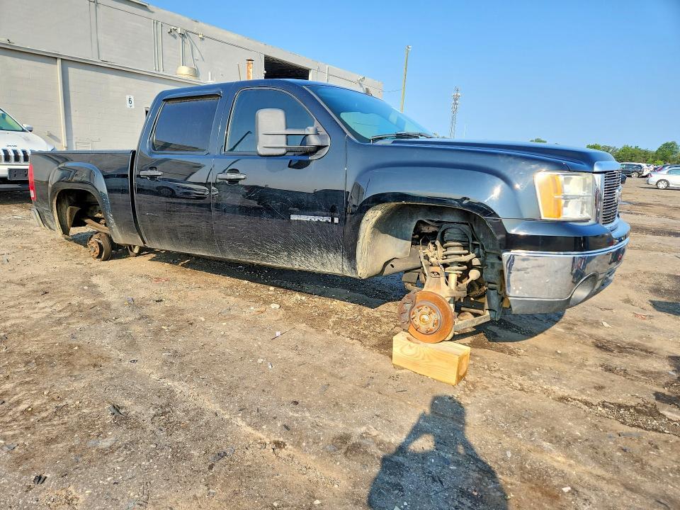 2007 GMC NEW SIERRA K1500 — Фото 4 из 12