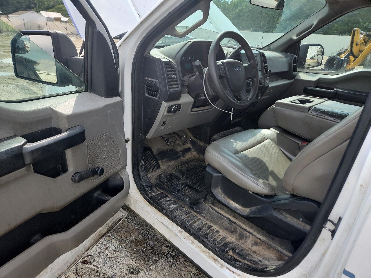 2018 FORD F150 — Фото 8 из 12