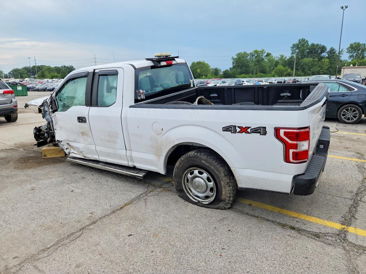 2018 FORD F150 SUPER CAB — Фото 2 из 13