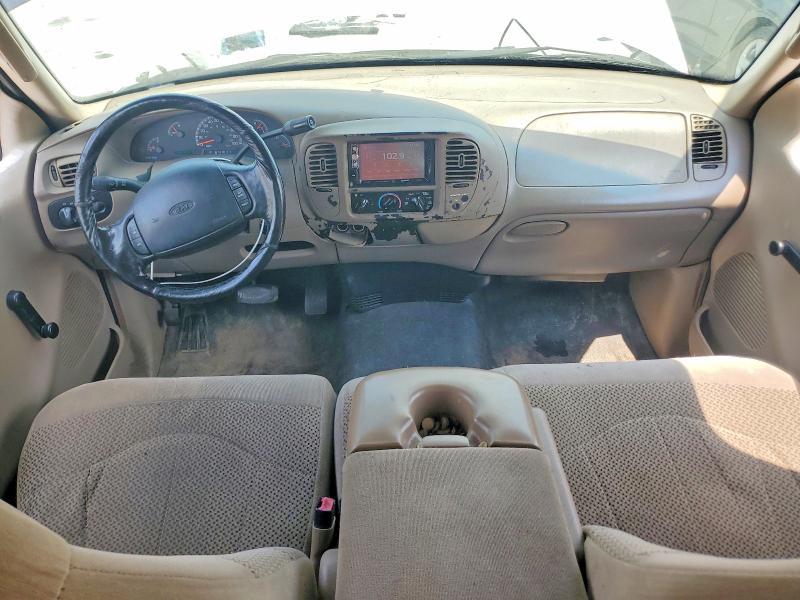 2002 FORD F150 — Фото 8 из 12