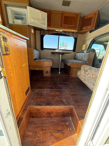 2002 FORD ECONOLINE E350 SUPER DUTY CUTAWAY VAN — Фото 6 из 14