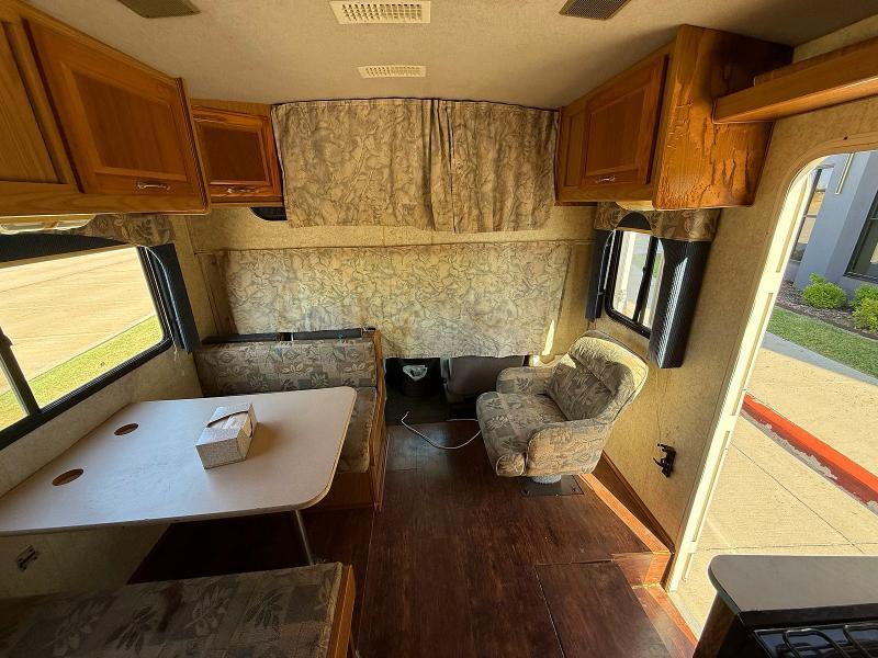 2002 FORD ECONOLINE E350 SUPER DUTY CUTAWAY VAN — Фото 9 из 14