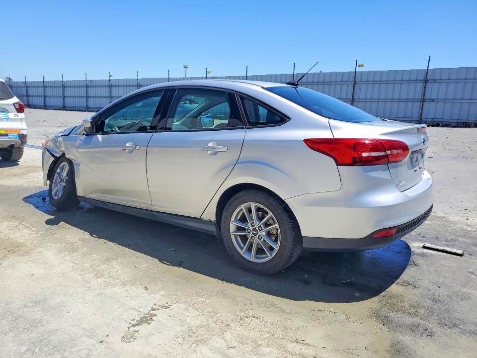 2018 FORD FOCUS SE — Фото 2 из 12