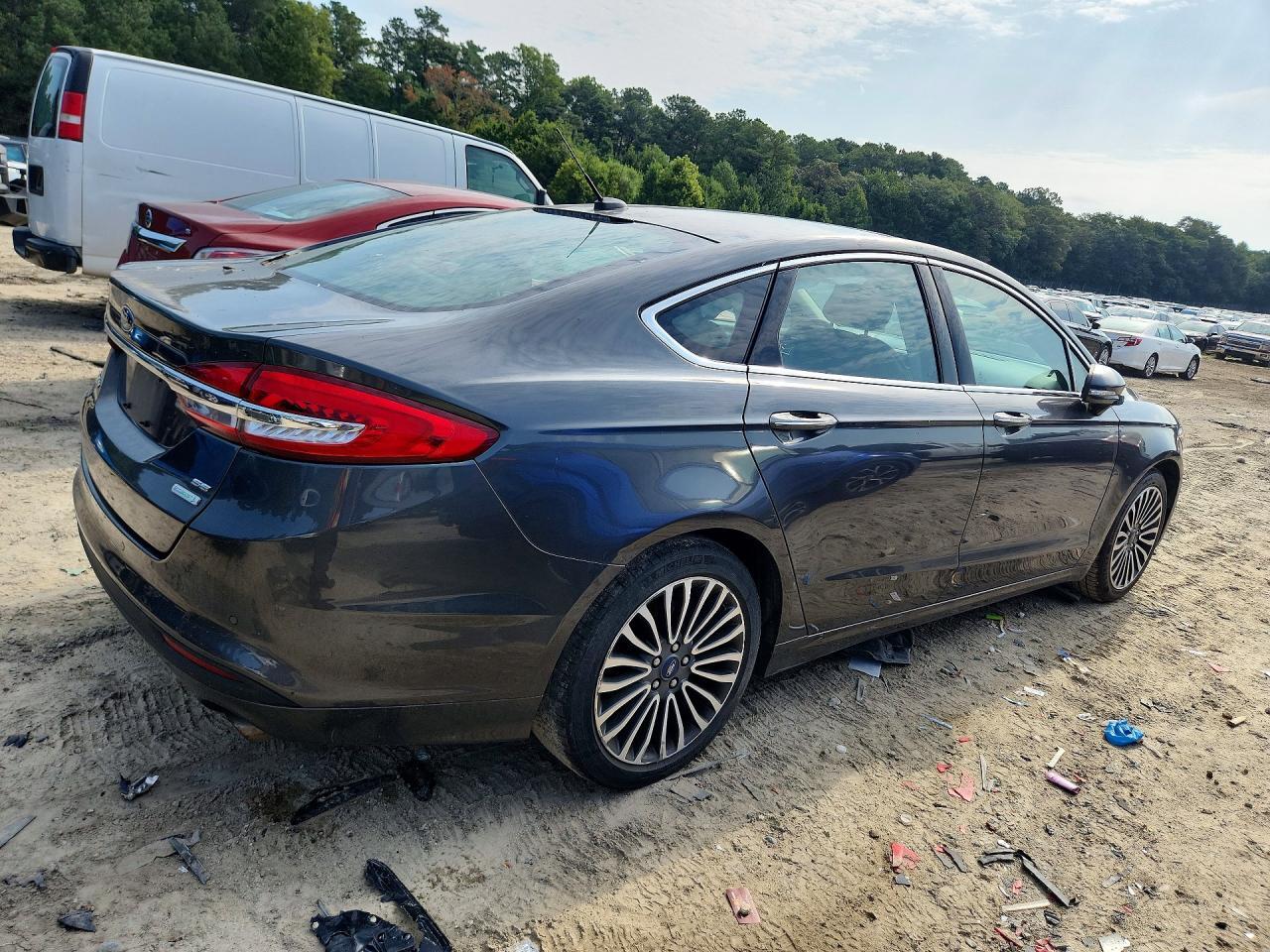 2018 FORD FUSION SE — Фото 3 из 12