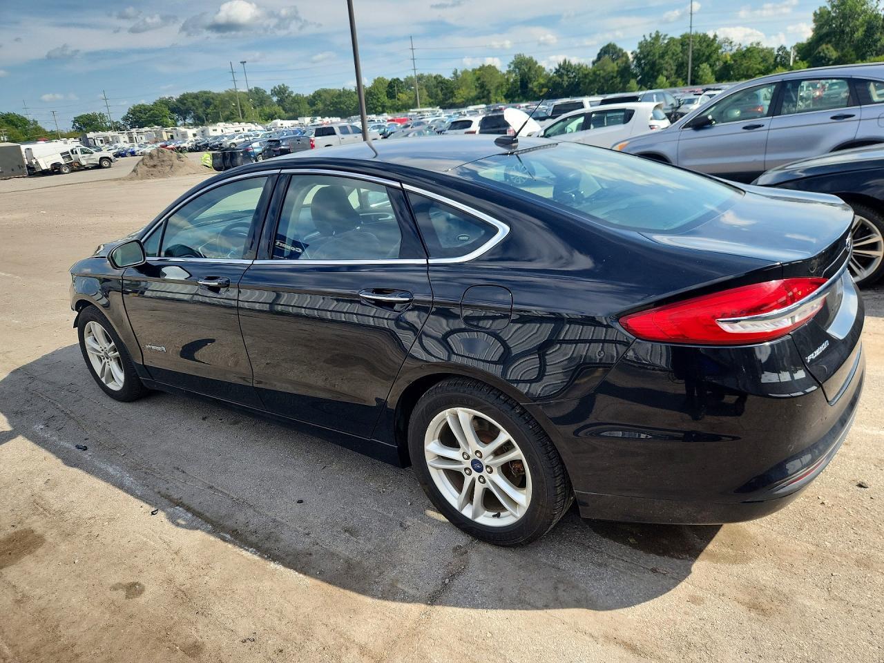2018 FORD FUSION SE HYBRID — Фото 2 из 13