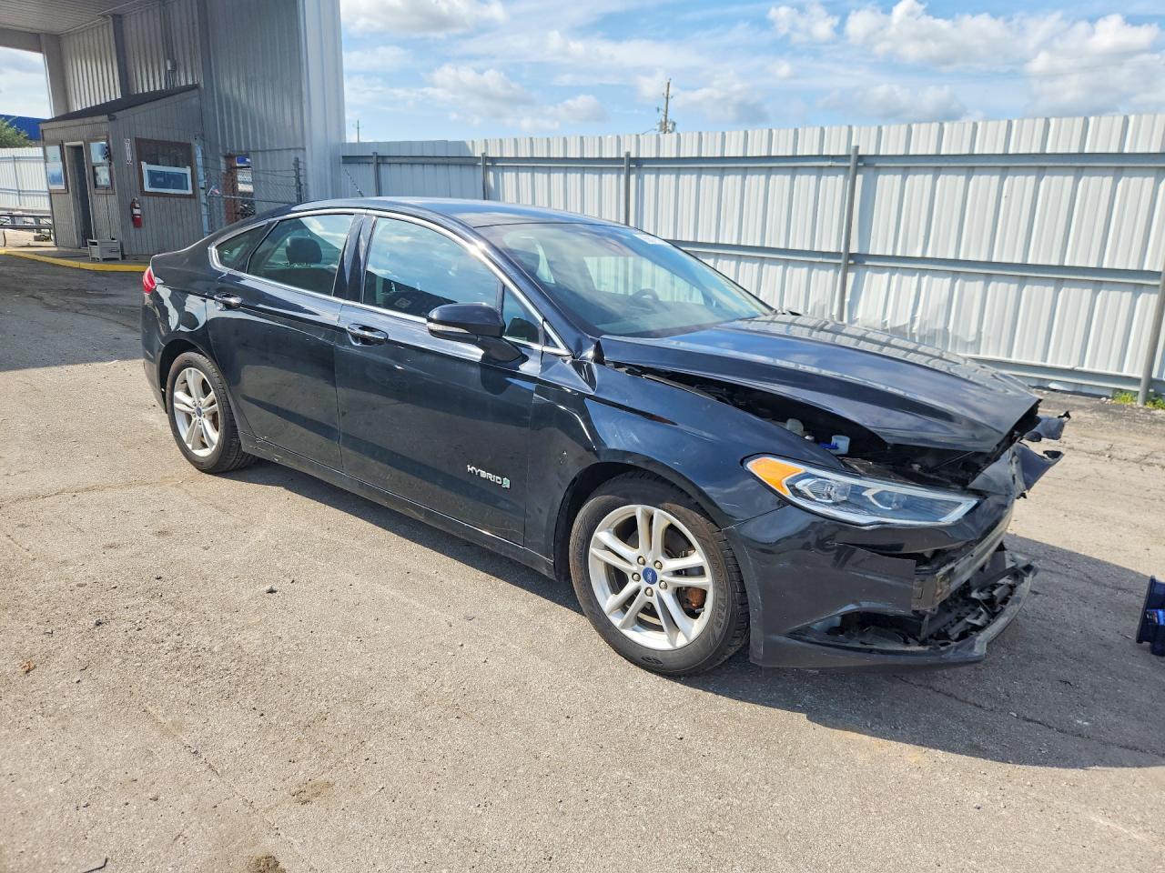 2018 FORD FUSION SE HYBRID — Фото 4 из 13