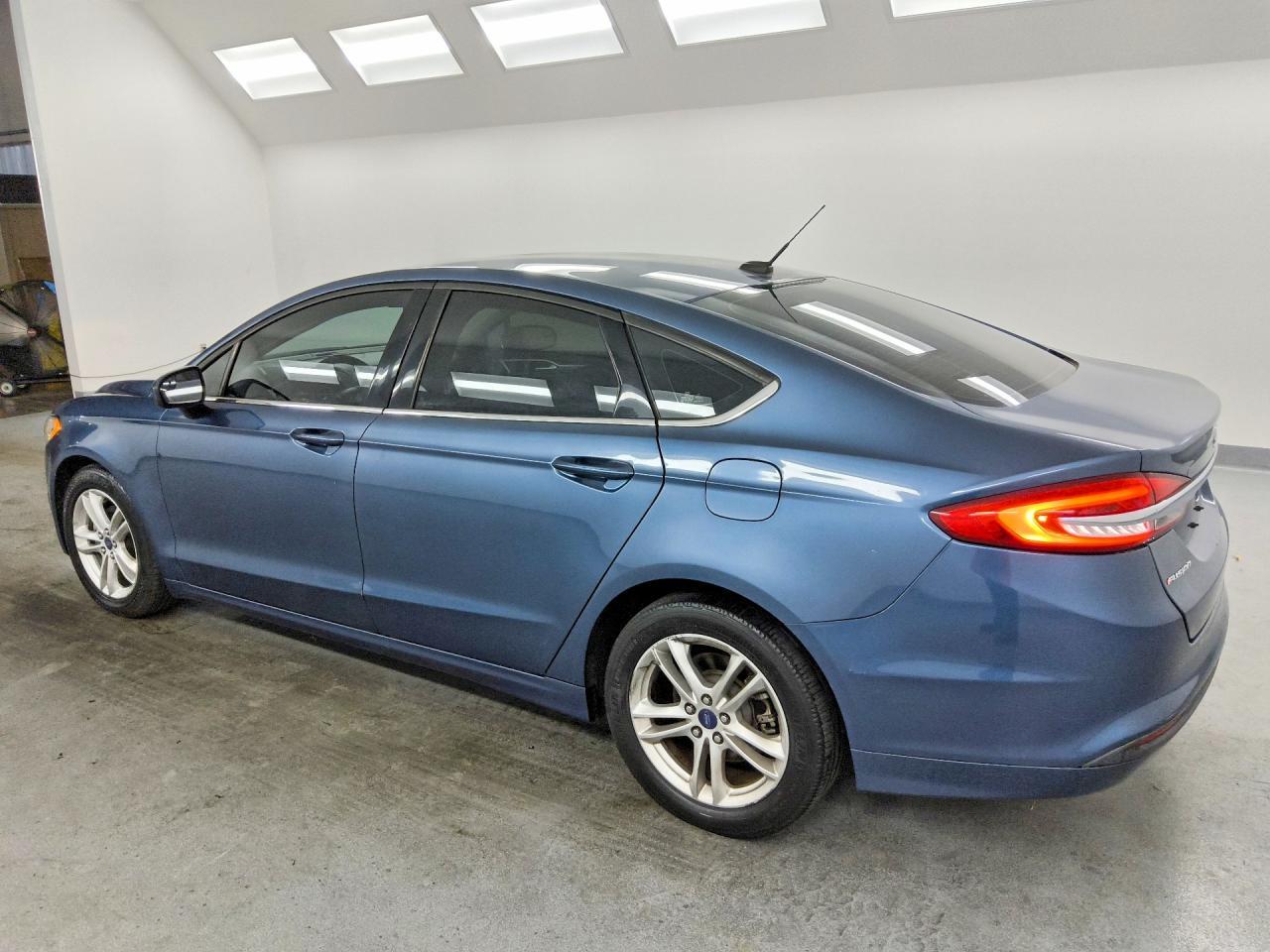 2018 FORD FUSION SE — Фото 2 из 12