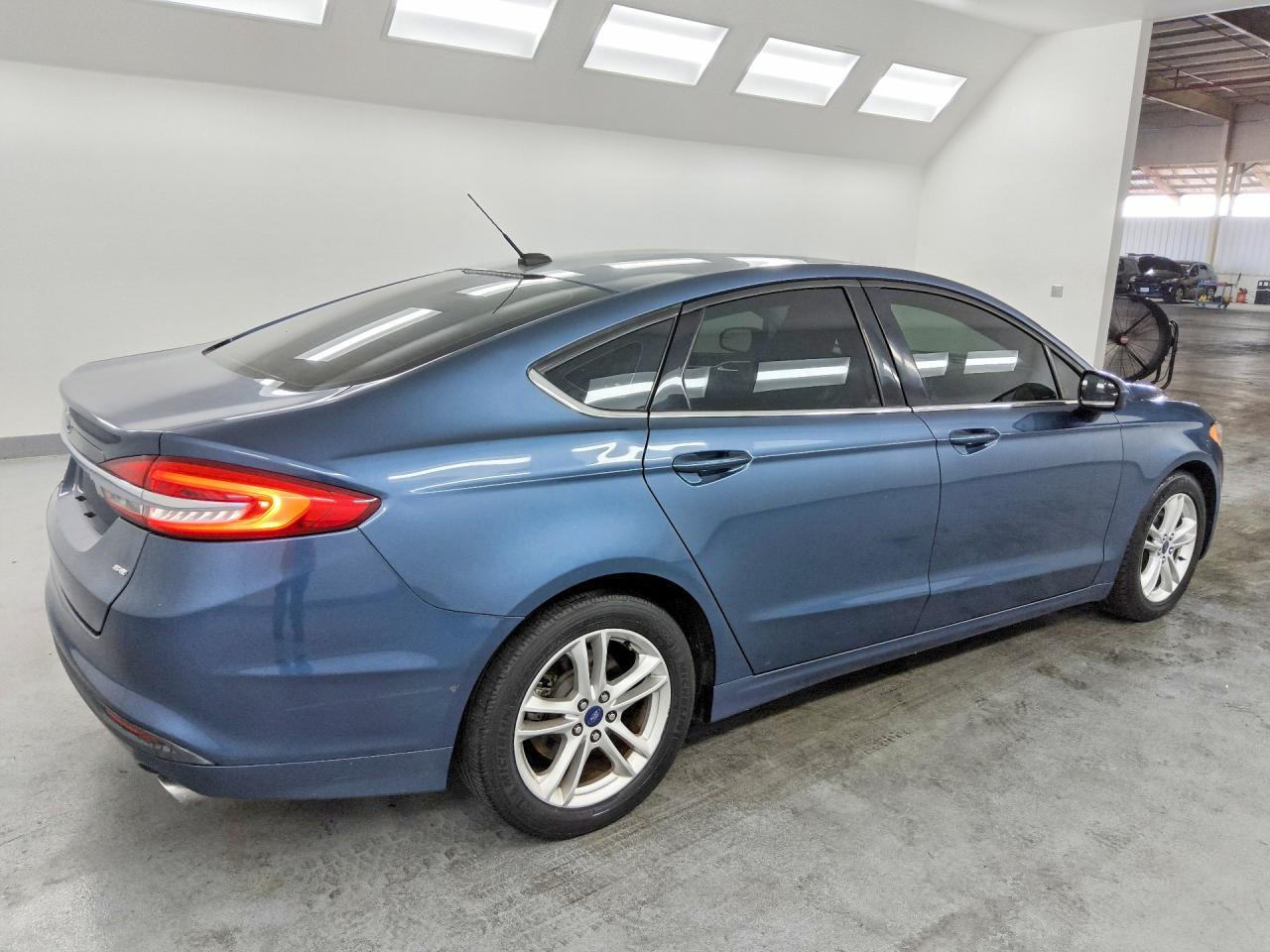 2018 FORD FUSION SE — Фото 3 из 12