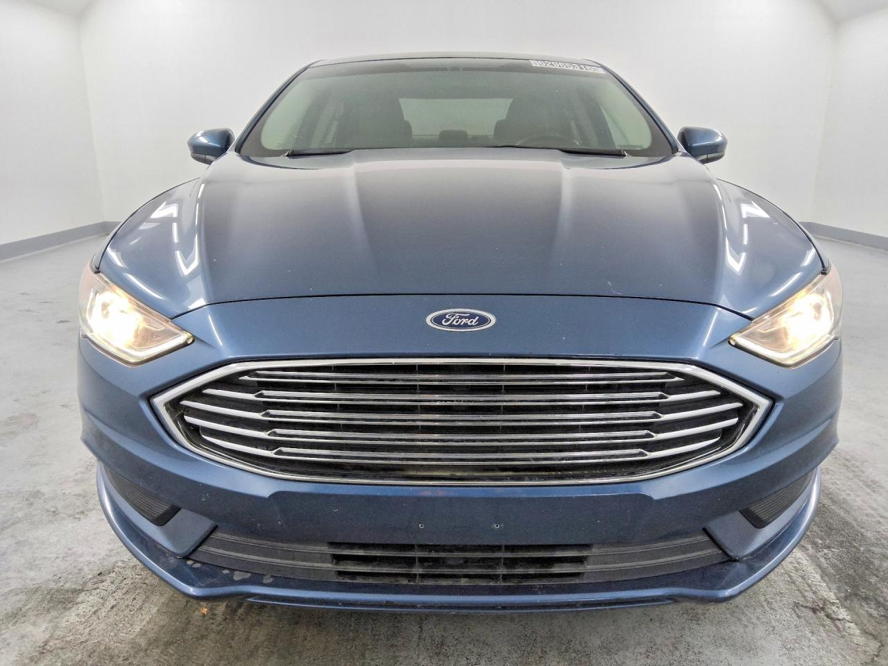 2018 FORD FUSION SE — Фото 5 из 12