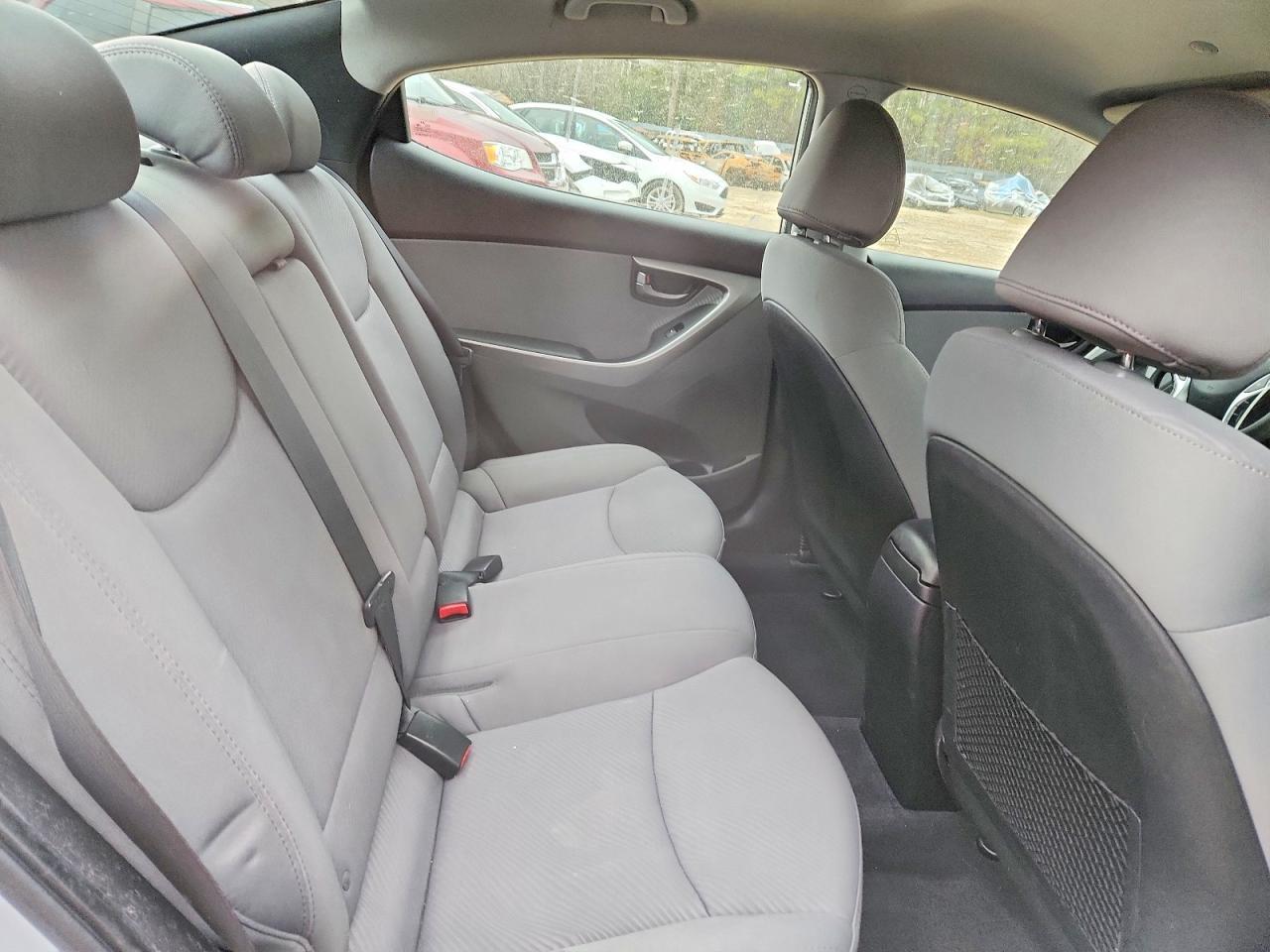 2012 HYUNDAI ELANTRA GLS — Фото 10 из 12