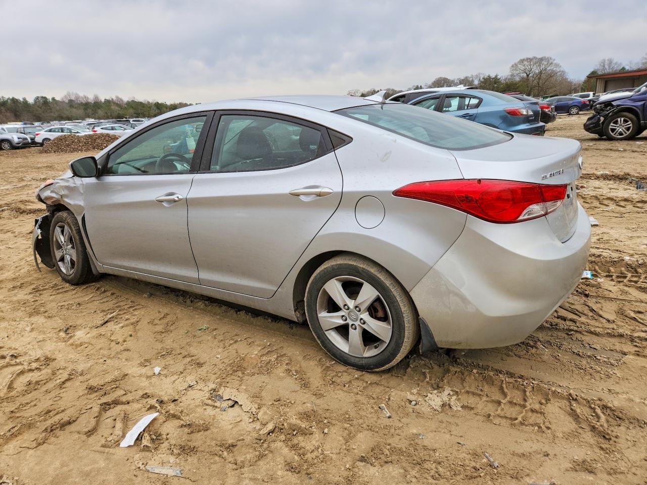 2012 HYUNDAI ELANTRA GLS — Фото 2 из 12