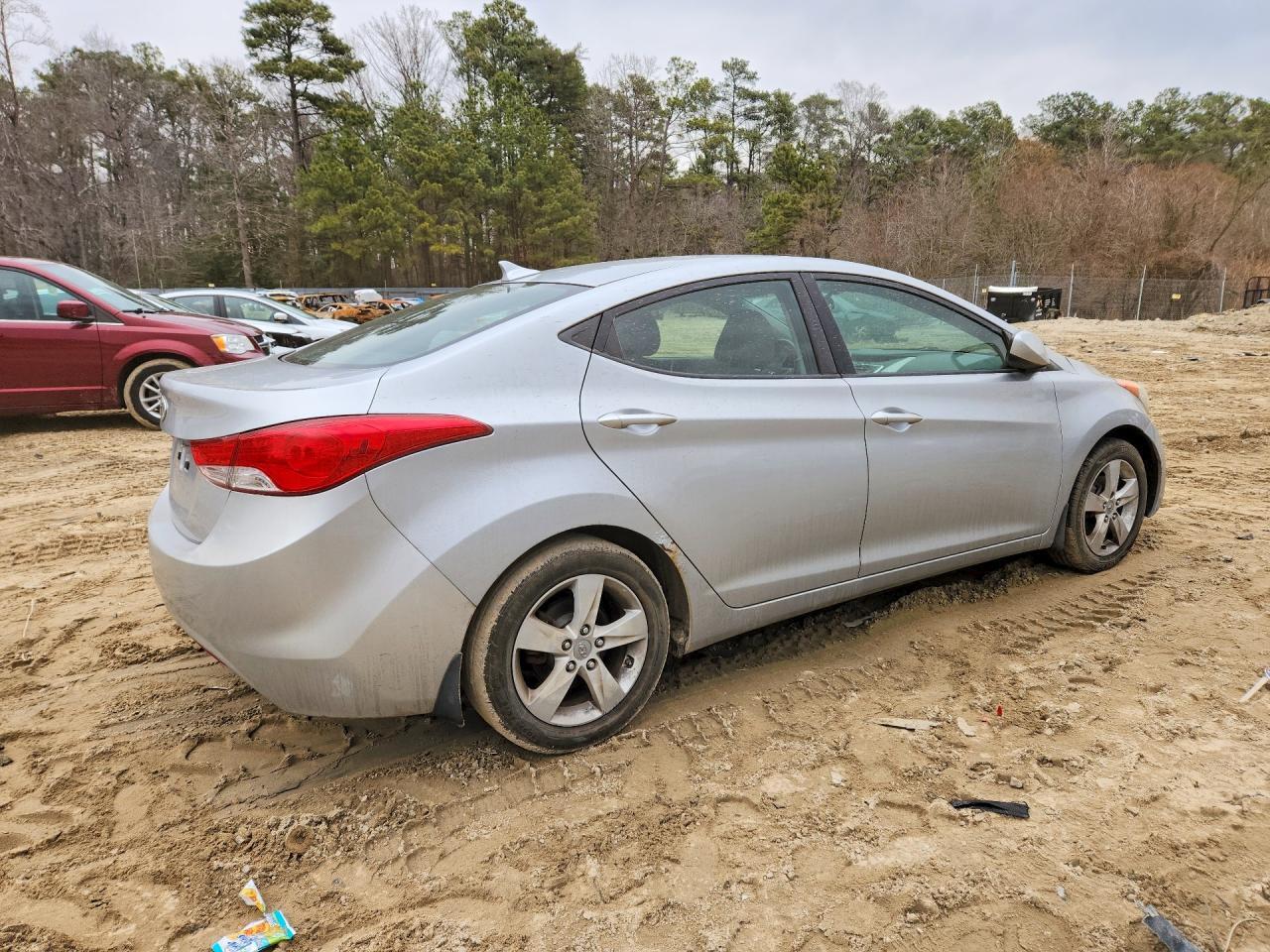 2012 HYUNDAI ELANTRA GLS — Фото 3 из 12