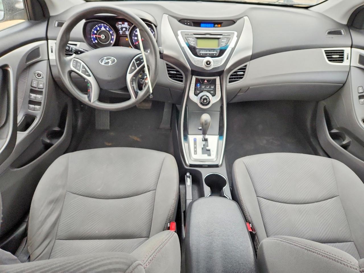 2012 HYUNDAI ELANTRA GLS — Фото 8 из 12