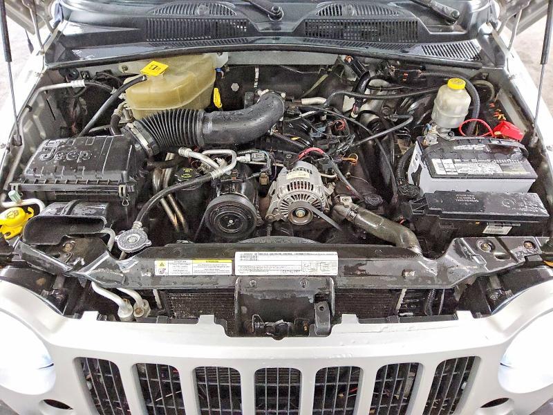 2007 JEEP LIBERTY SPORT — Фото 12 из 14