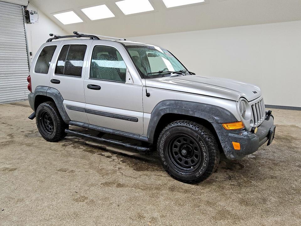 2007 JEEP LIBERTY SPORT — Фото 4 из 14