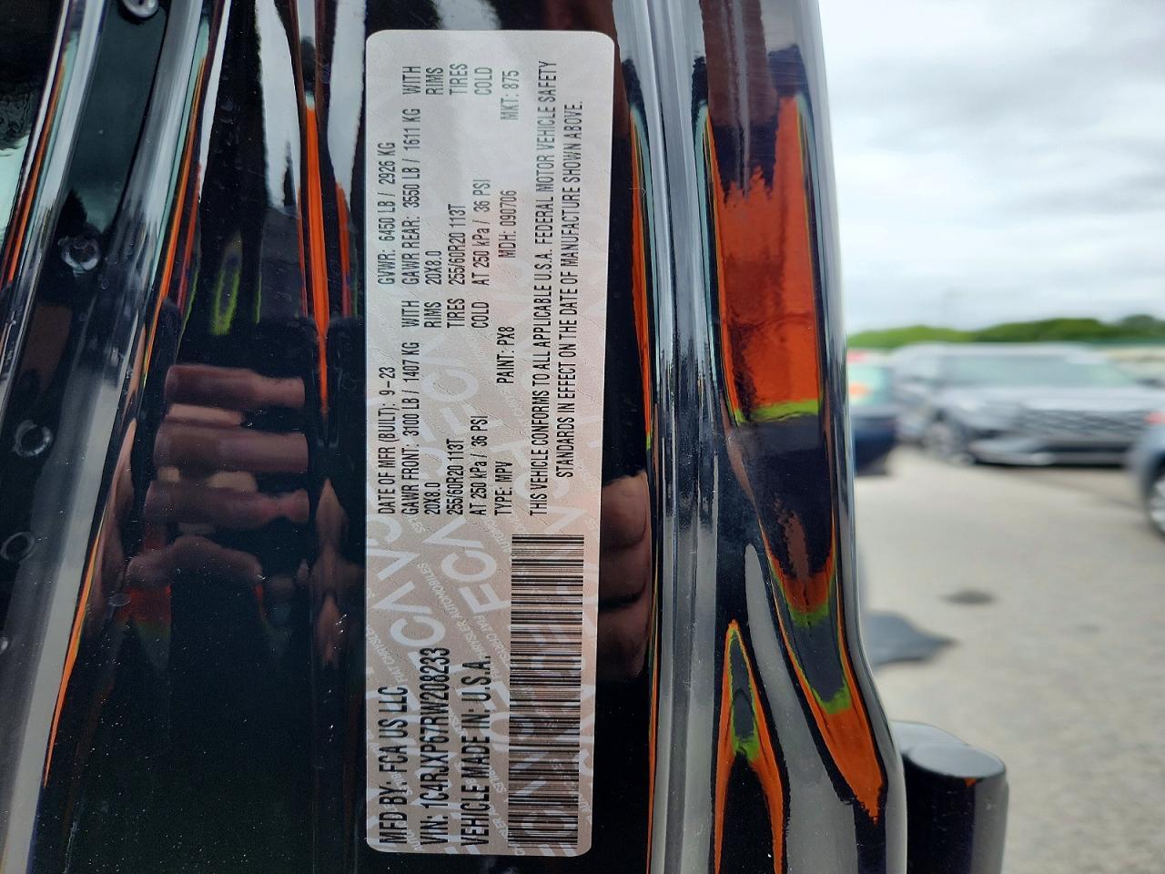 2024 JEEP WRANGLER SAHARA 4XE — Фото 12 из 12