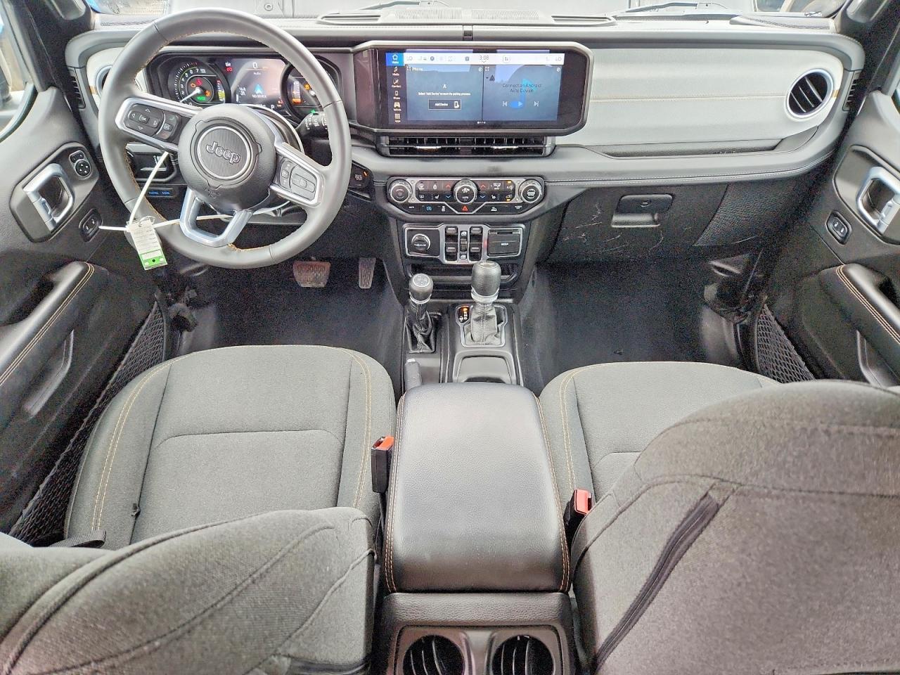 2024 JEEP WRANGLER SAHARA 4XE — Фото 8 из 12