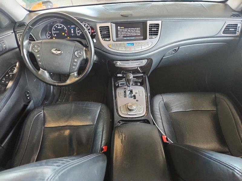2012 HYUNDAI GENESIS 3.8L — Фото 8 из 12