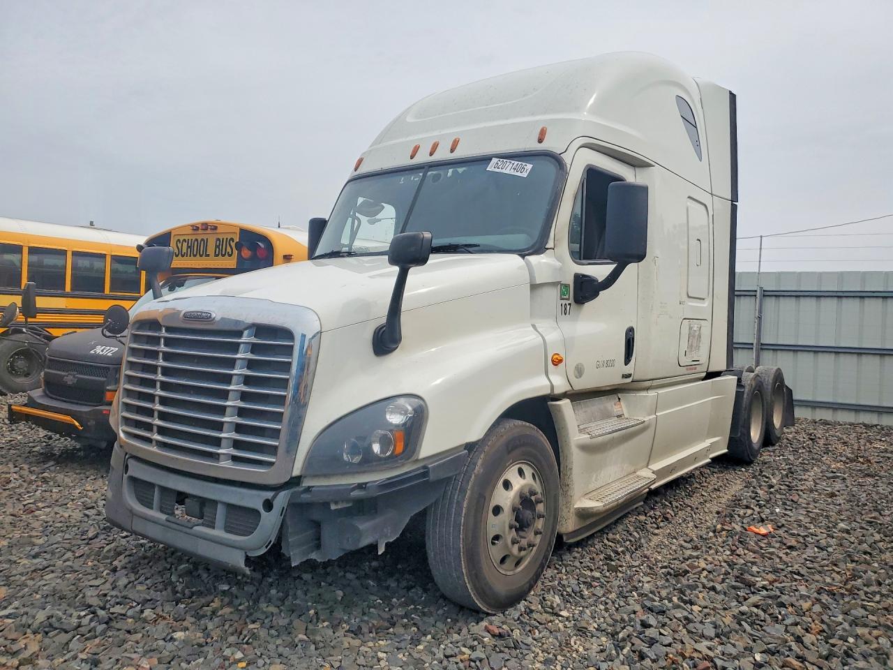 2018 FREIGHTLINER CASCADIA 125 1FUJGLDR4JLJL3685