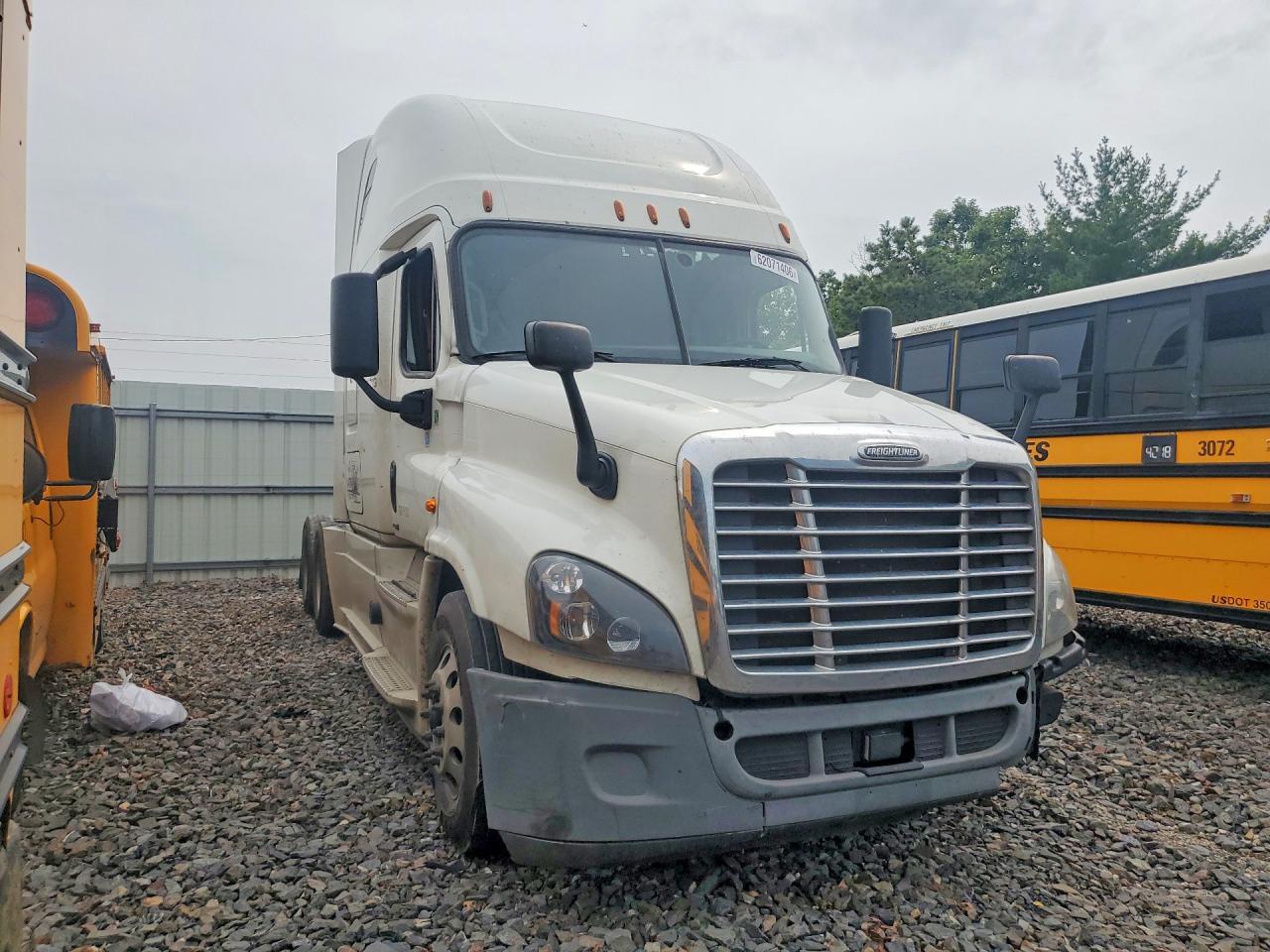 2018 FREIGHTLINER CASCADIA 125 SEMI TRUCK — Фото 4 из 14