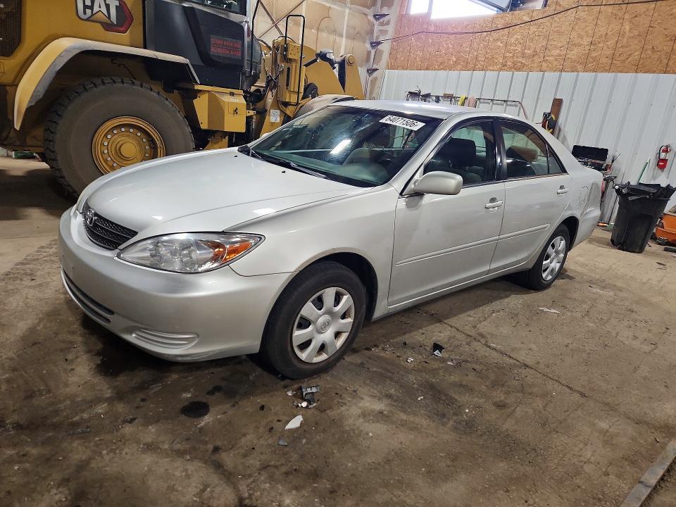 2002 TOYOTA CAMRY 4T1BE32K52U042424