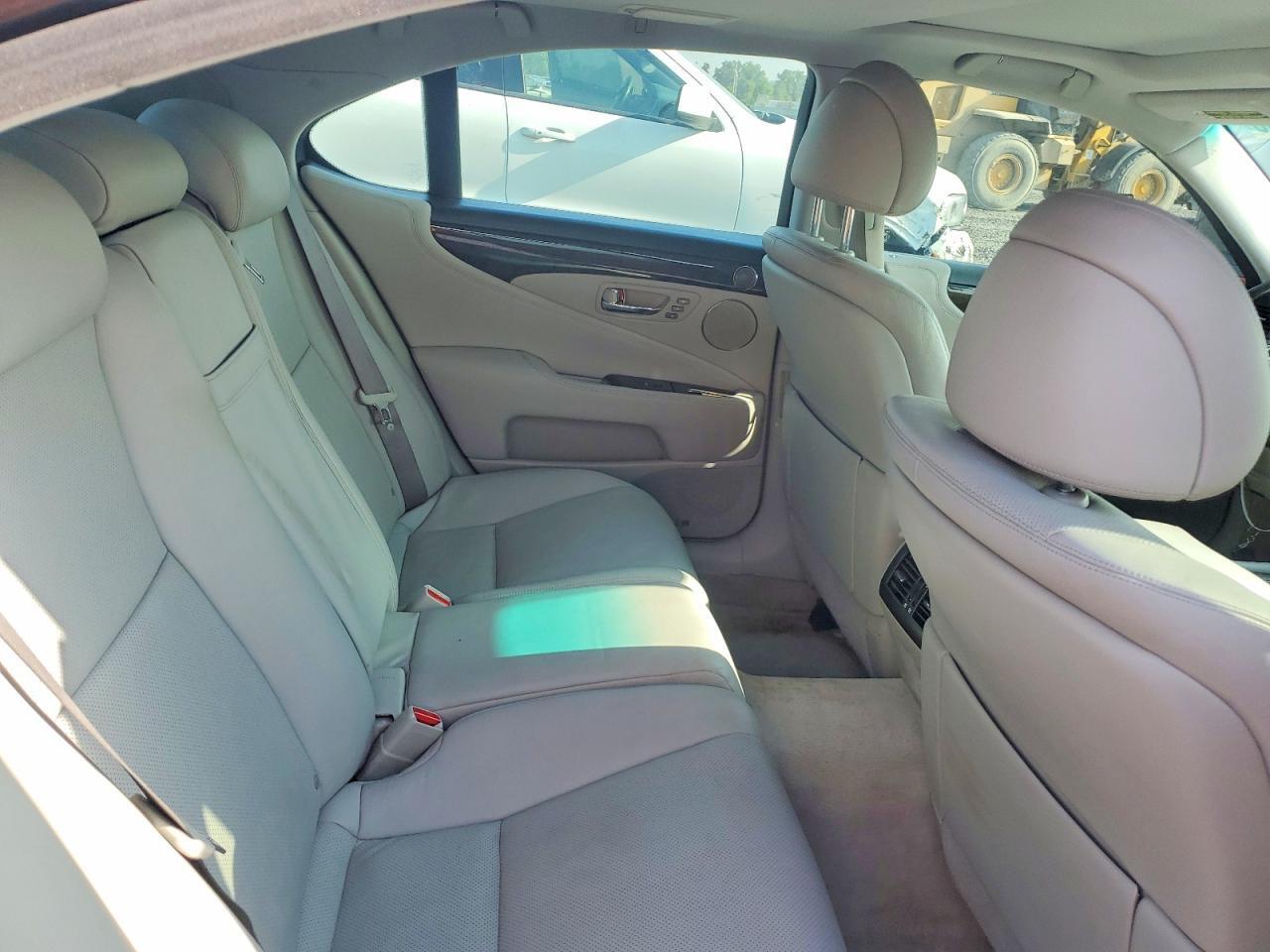2007 LEXUS LS 460 — Фото 10 из 12