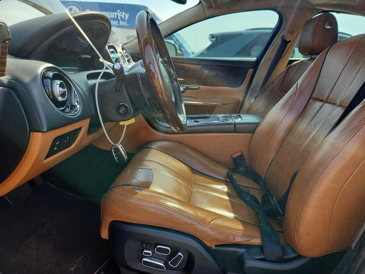 2012 JAGUAR XJL — Фото 7 из 13