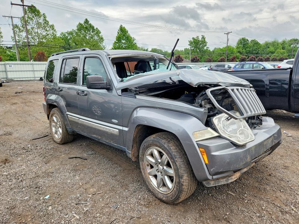 2012 JEEP LIBERTY SPORT — Фото 4 из 12
