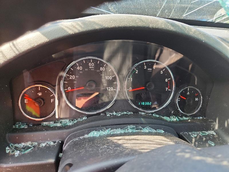 2012 JEEP LIBERTY SPORT — Фото 9 из 12