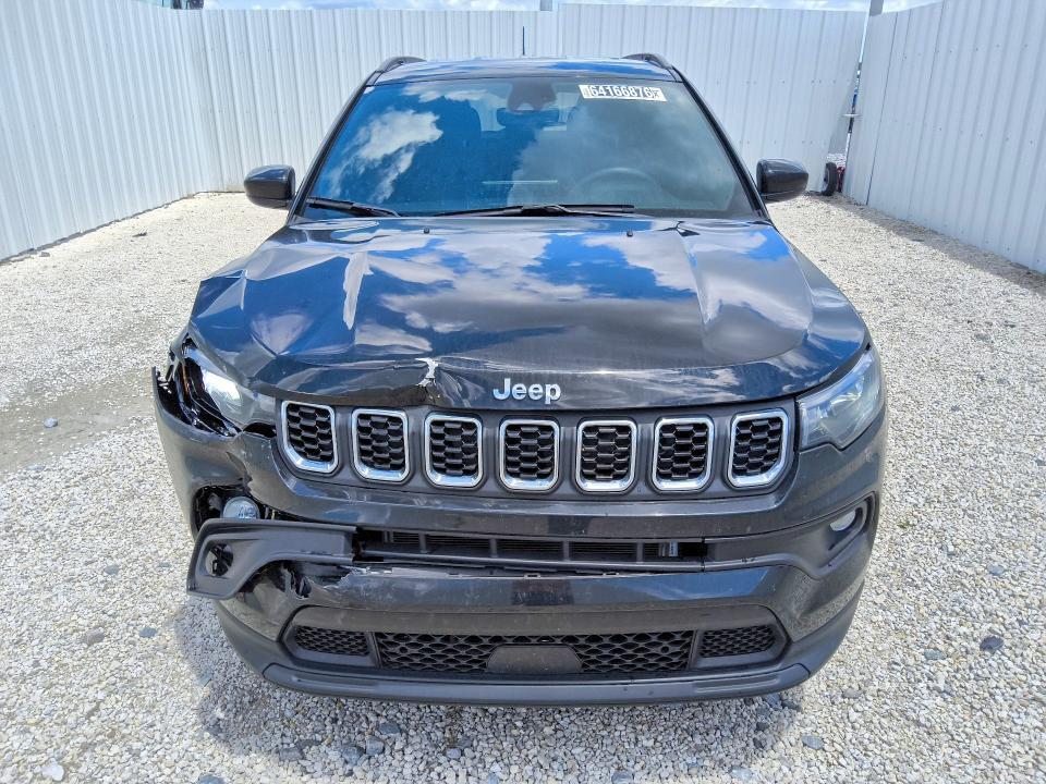 2024 JEEP COMPASS LATITUDE — Фото 5 из 14