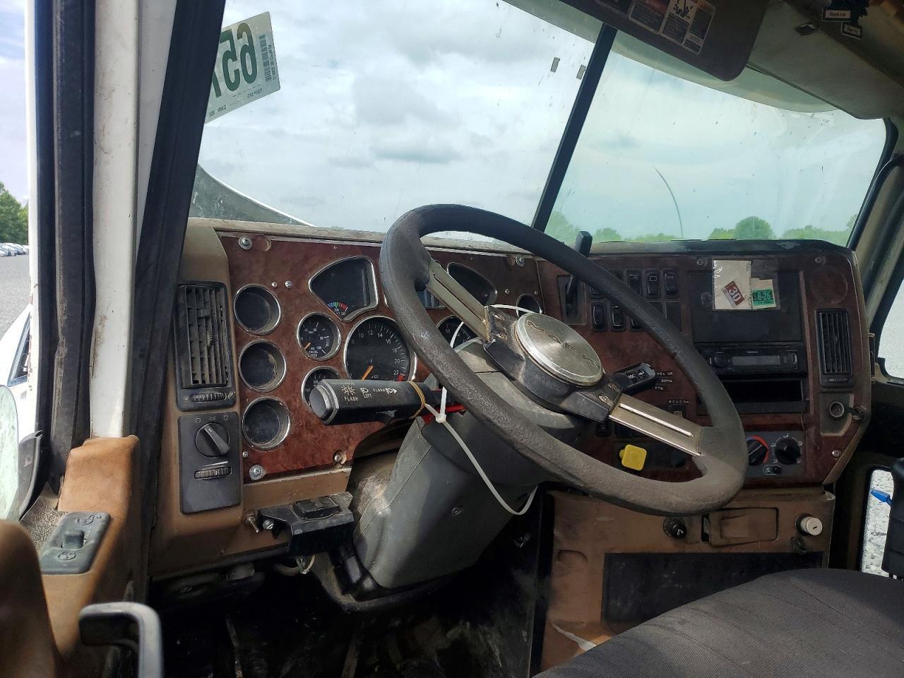 2007 MACK 700 CTP700 — Фото 8 из 12